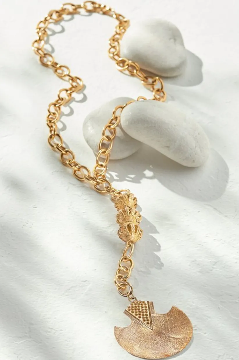Pacha Pendant Necklace