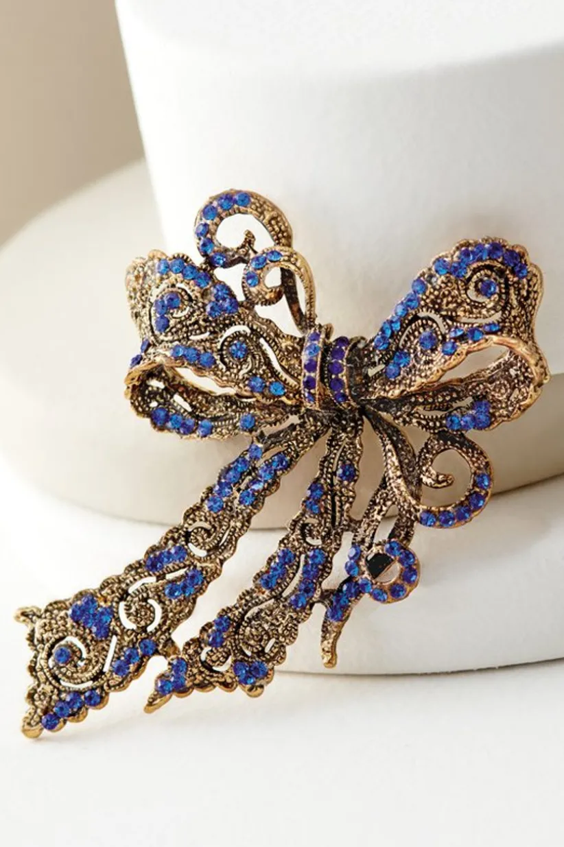 Put A Bow On It Brooch