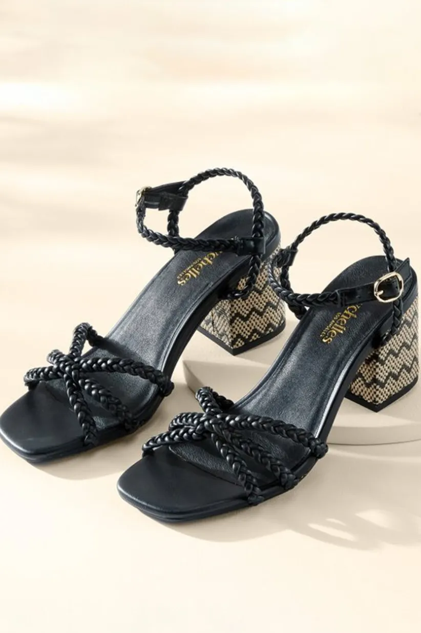 Seychelles Cater To You Sandal